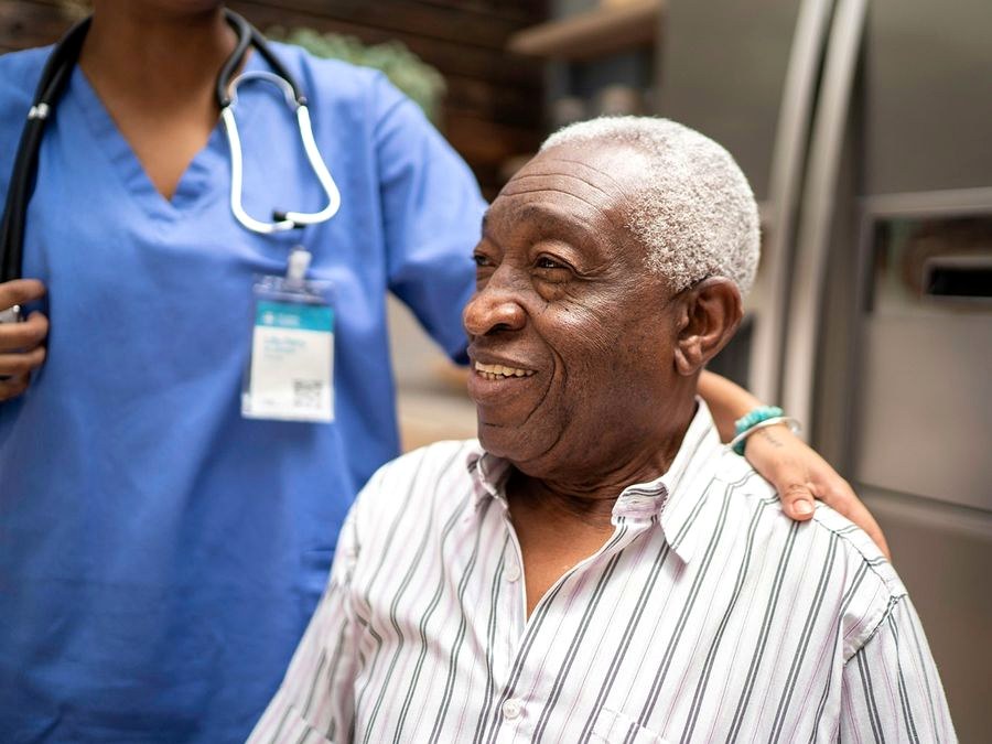 JASBEK elderly care support with an older client.